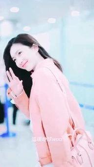 陈昊宇机场吃瓜,揭秘明星日常幕后趣事