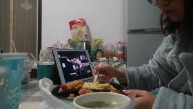 吃冰瓜视频vlog,跟随吃冰瓜Vlog感受清凉一夏