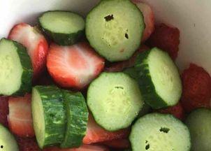 吃瓜了草莓蘑菇